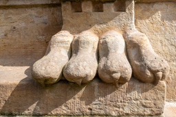<div></div>